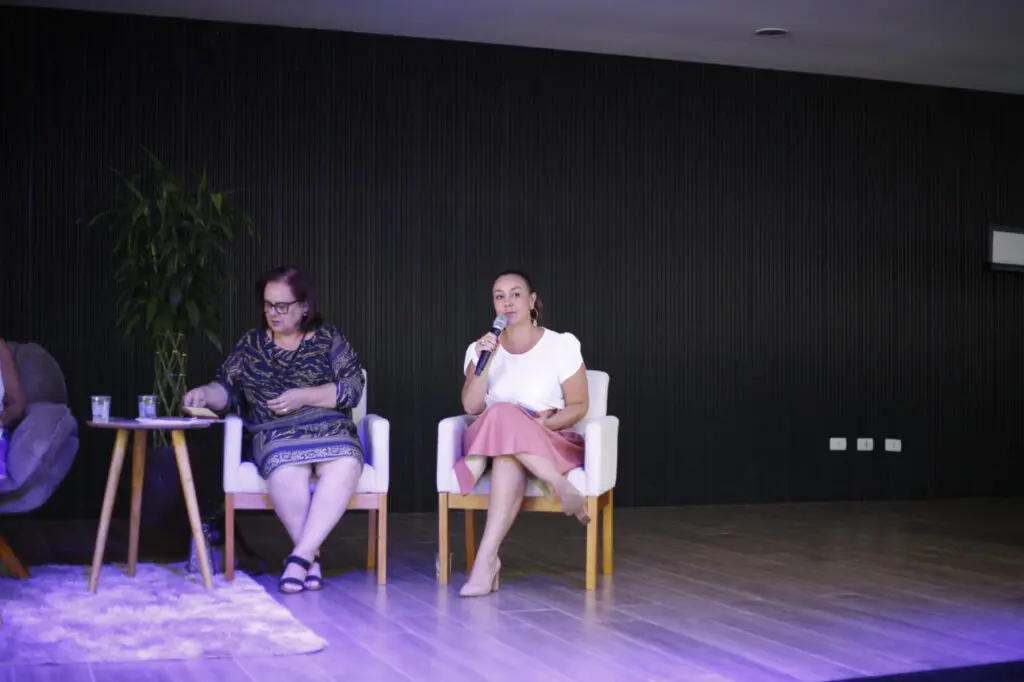 Rede de Proteção pelo Fim da Violência contra a Mulher em Paranaguá realiza encontro para desenvolver estratégias conjuntas (39)