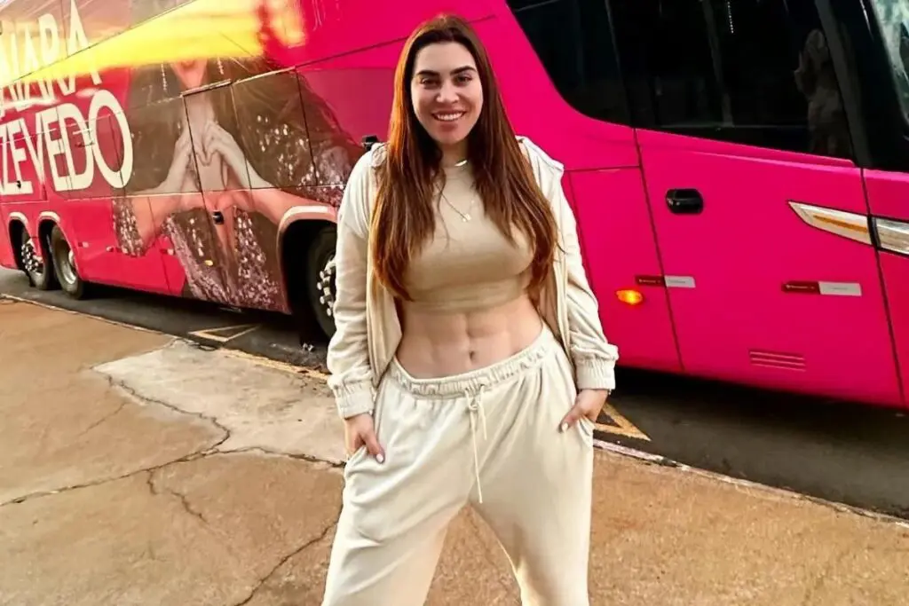 naiara azecedo