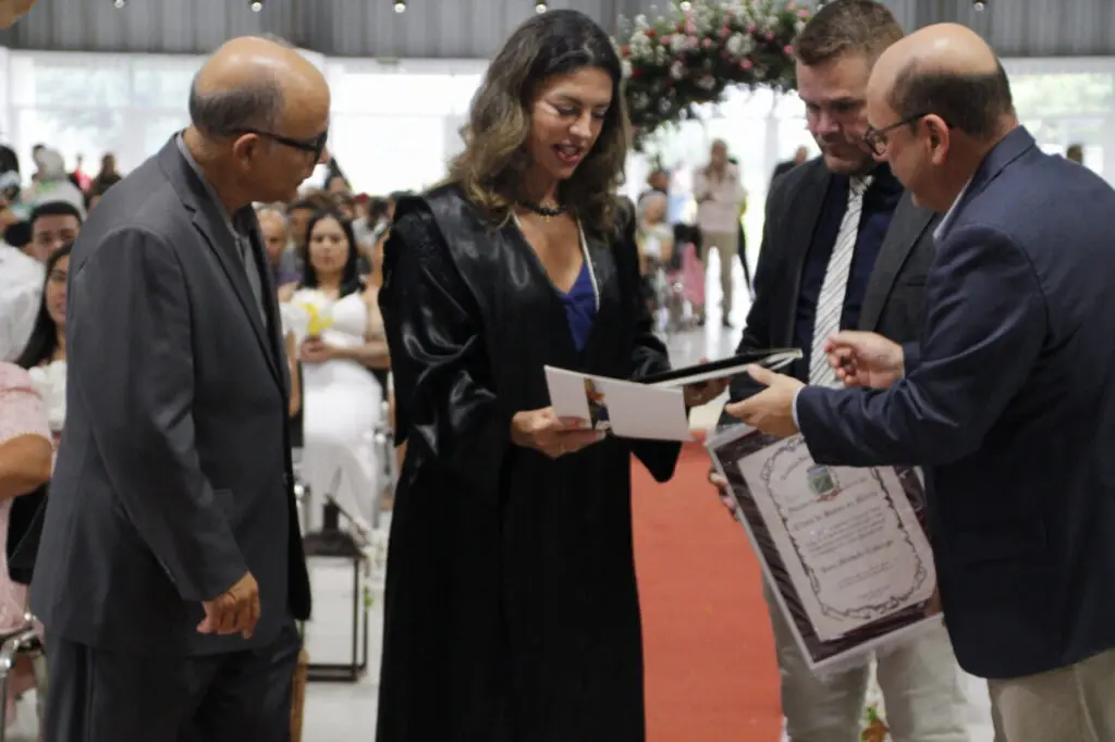 casamento comunitário paranagua, justiça no bairro