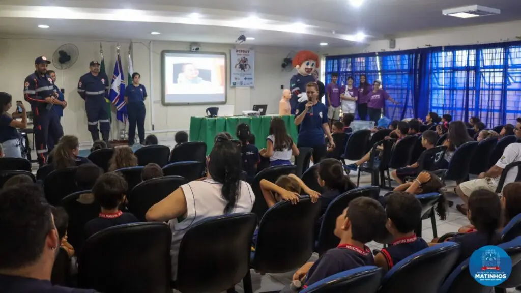 O “Samuzinho” tem como principal objetivo ensinar de que forma crianças e profissionais da Educação podem agir em situações de emergência. Foto: Prefeitura de Matinhos