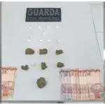 GCM APREENDE DROGAS NO BEIRA RIO 2-tile