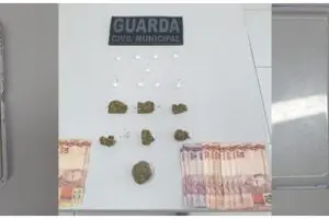 GCM APREENDE DROGAS NO BEIRA RIO 2-tile