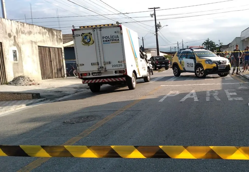Homem assassina a tiros na Vila dos Comerciários, em Paranaguá