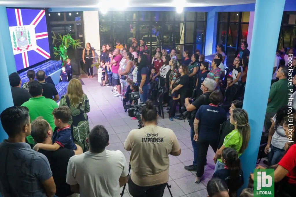 Em Matinhos, entrega de materiais escolares beneficiará mais de 5.300 alunos da rede municipal de ensino