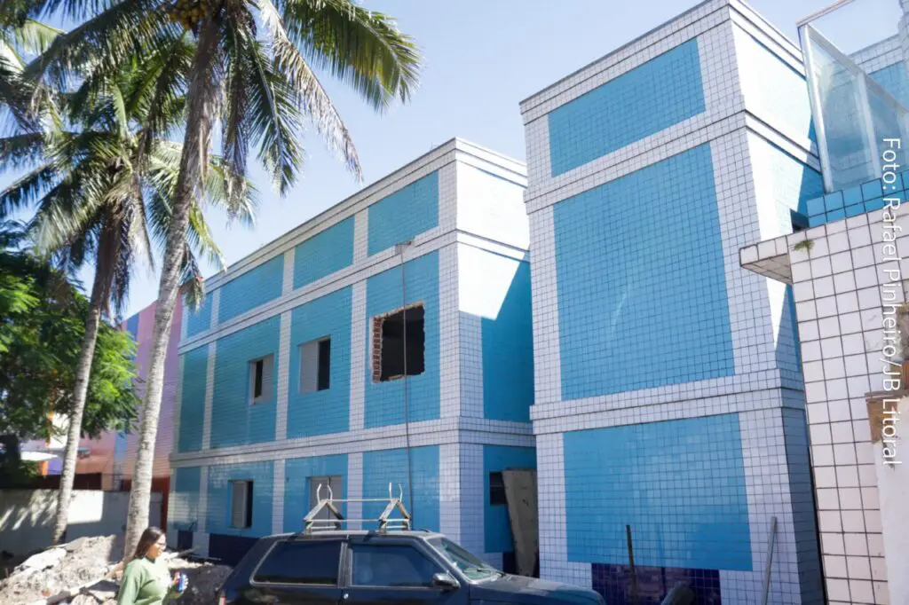 sant casa -Obras do Ambulatório Médico de Especialidades (AME) e da Maternidade Maria de Lourdes Elias Nunes avançam em Paranaguá