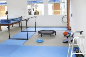 Sala de fisioterapia do lar dos idosos perseverança