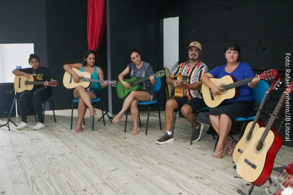 oficina de violão pontal
