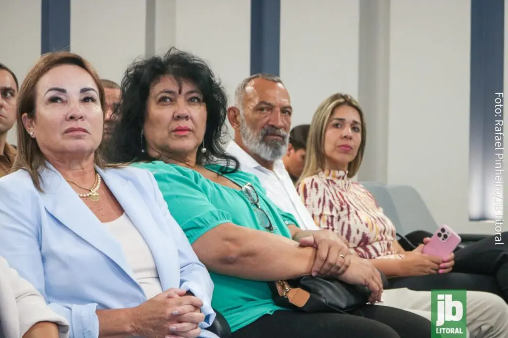 Paranaguá fortalece sua estrutura de combate à violência contra a mulher (6)