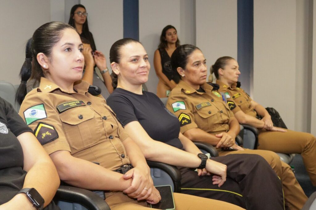 Paranaguá fortalece sua estrutura de combate à violência contra a mulher (7)