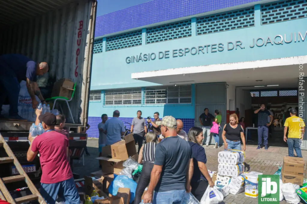SOS RS Ginasio Joaquim Tramujas (4)