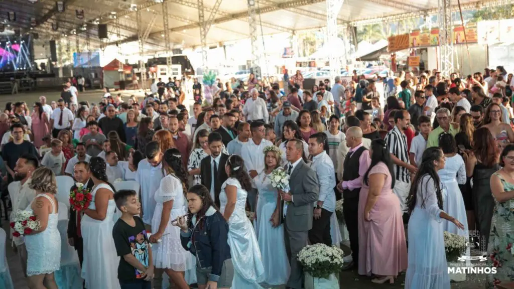 Casamento coletivo – Matinhos 57 anos- Fotos prefeitrua de Matinhos (9)