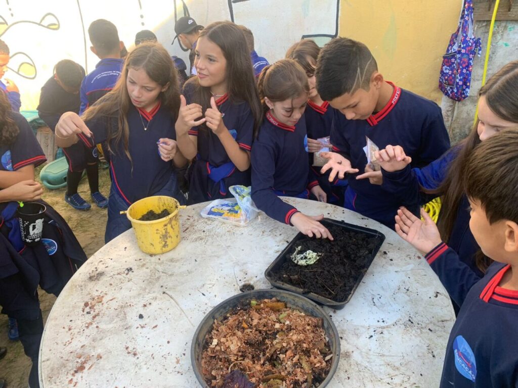 Desde o começo do ano letivo, o projeto já impacta mais de 5 mil estudantes da rede municipal de ensino. Foto: Prefeitura de Matinhos