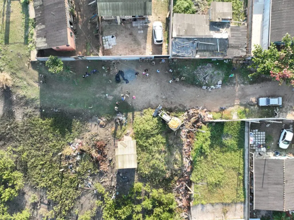 Paranaguá combate invasão de manguezais com demolições e fiscalização permanente