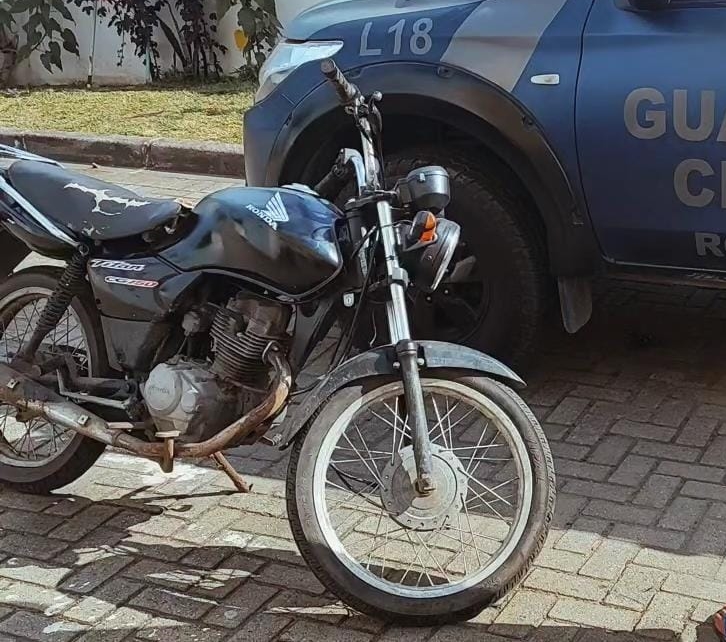 GCM recupera motocicleta furtada em Paranaguá