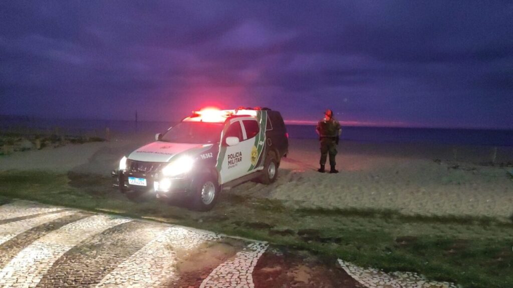 Apreensão de rede de pesca em Matinhos (3)