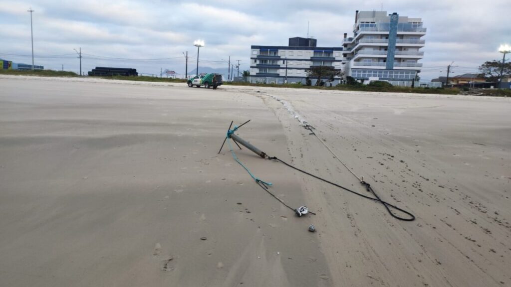 Apreensão de rede de pesca em Matinhos (7)