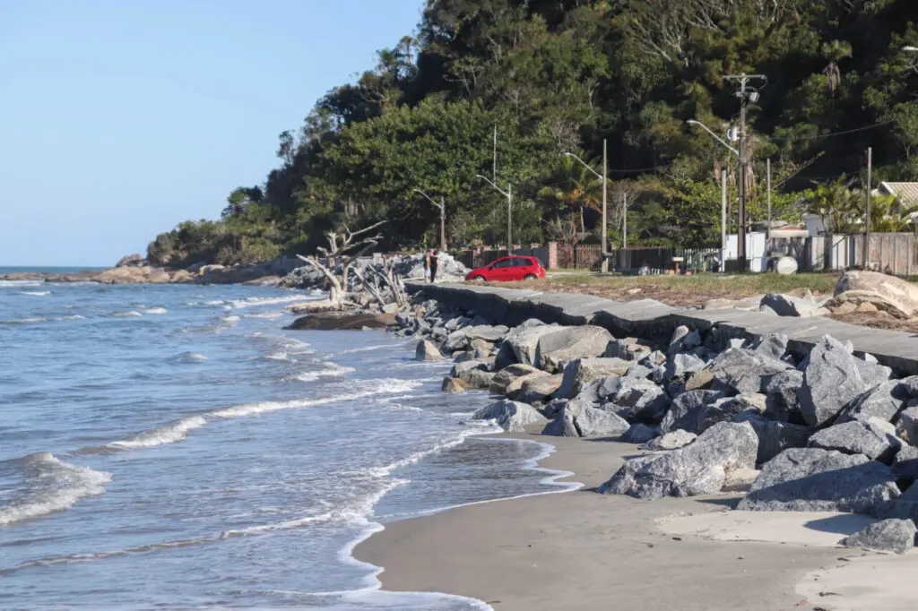 Caieiras Guaratuba, orla, caieiras ; Foto- Rafael Pinheiro-JB Litoral (9)