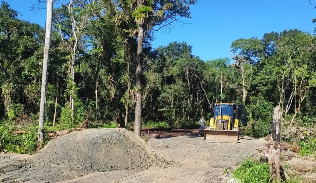 Polícia Ambiental Ação em Matinhos 11