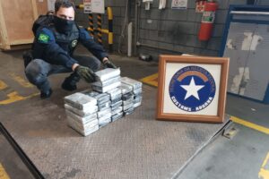 Tráfico de Drogas Receita Federal Paranaguá 56