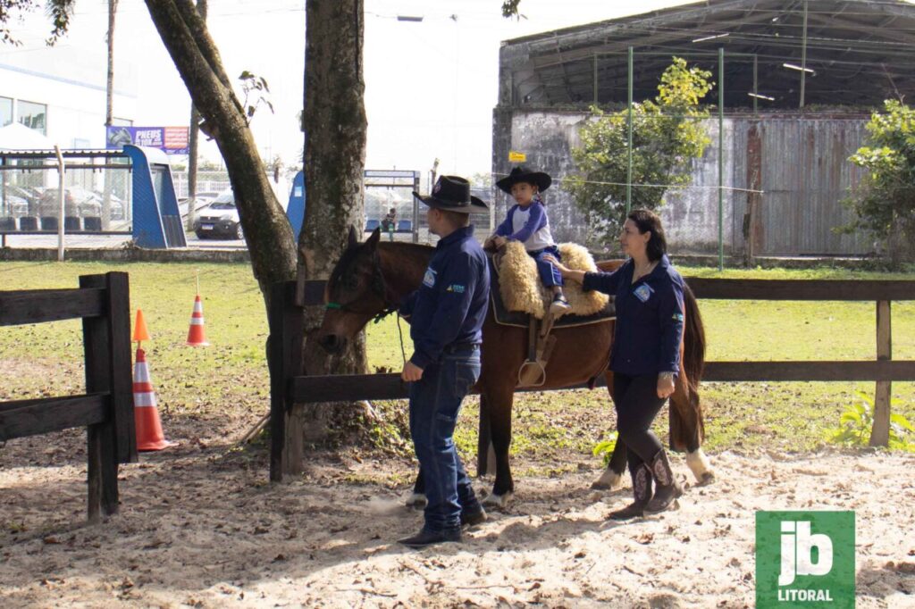 equoterapia Paranagua – Foto Juan Lima – JB Litoral (15)