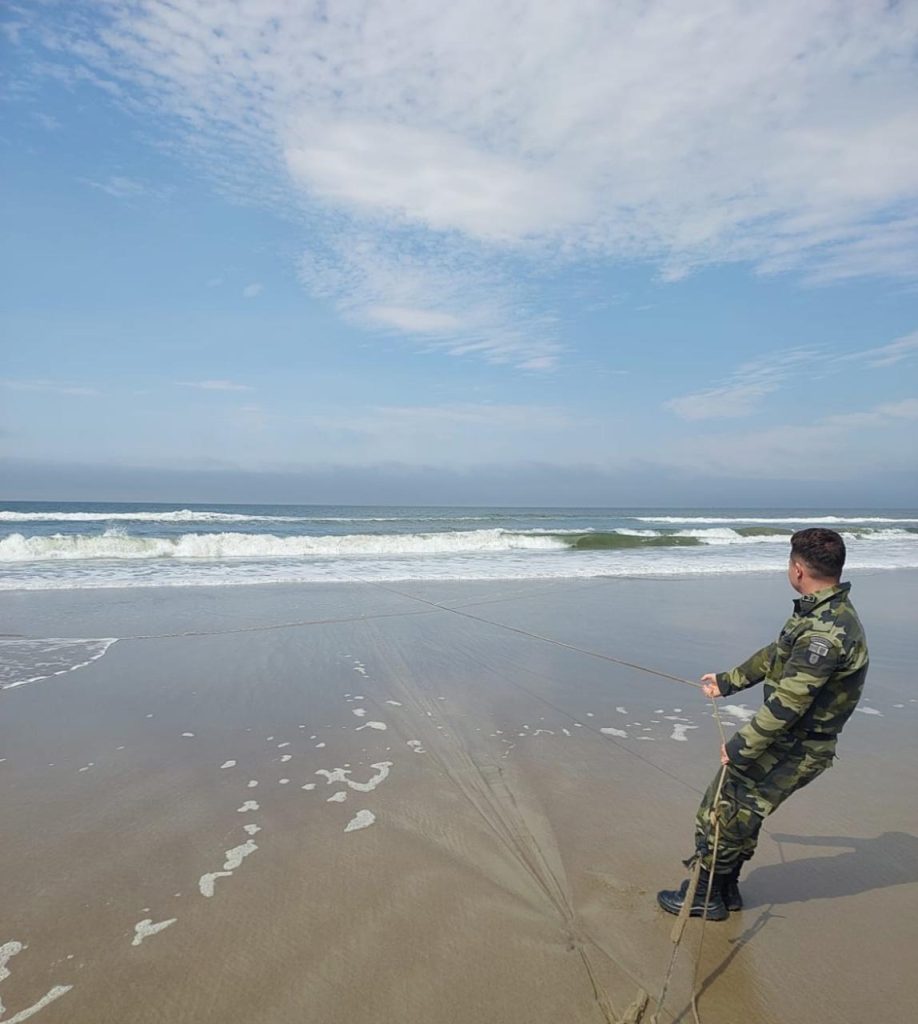 Ação da Polícia Ambiental em Guaratuba 2