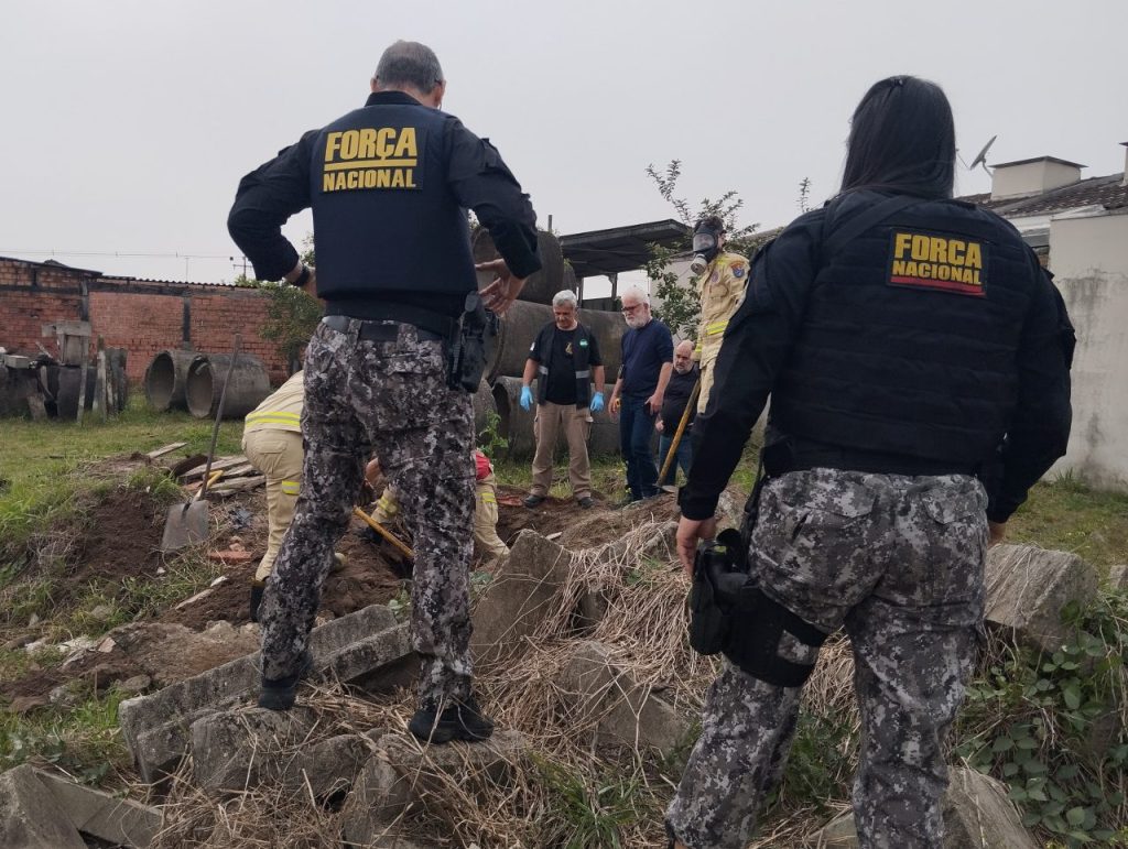 Corpo encontrado no quintal de casa na Vila Garcia