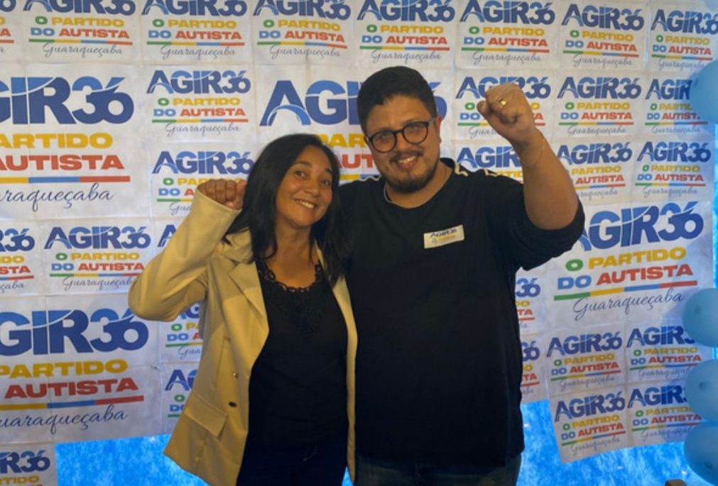 Marcos Araújo e Denise Ramos, pré-candidatos à Prefeitura de Guaraqueçaba. Foto: Divulgação