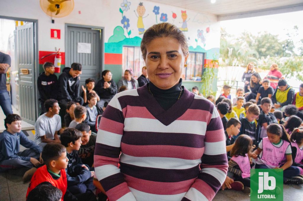 “Temos 210 alunos, de 4 a 12 anos, matriculados. Desses, o projeto atenderá os estudantes do 3º ao 5º ano”, pontuou a diretora da escola, Adriane da Silva Jacques Meduna. Foto: Juan Lima/JB Litoral