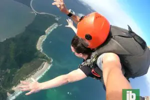 Ao longo dos 13 anos atuando em Paranaguá, a Salto Duplo Curitiba já realizou mais de 20 mil saltos na cidade. Foto: Divulgação/Salto Duplo Curitiba