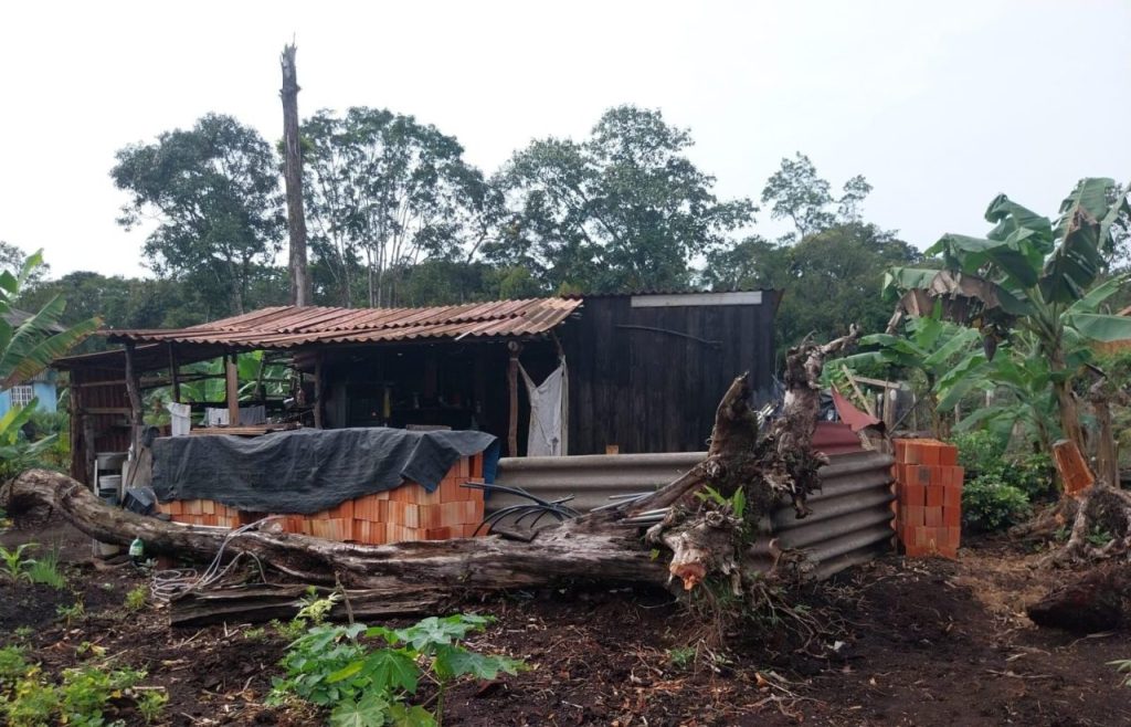 Ação da Polícia Ambiental em Guaratuba 2