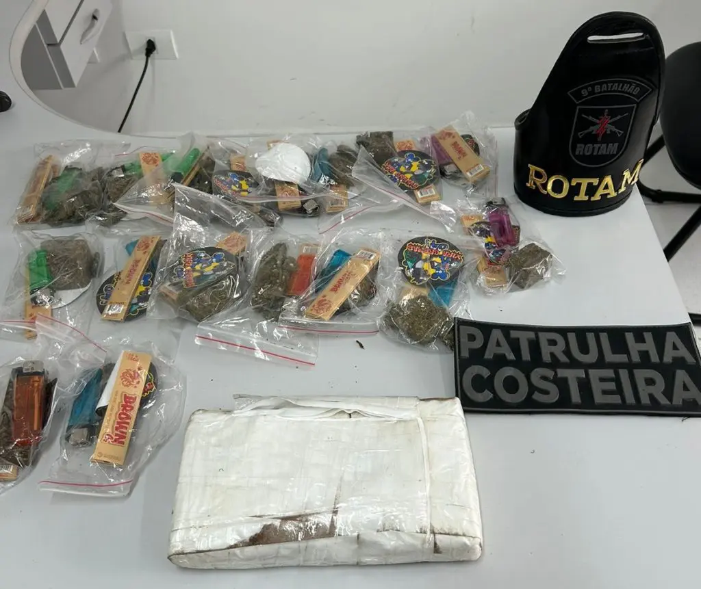 Dois são presos por tráfico de drogas e foragido capturado pela PM no Jardim América
