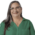 Rozane Osaki já foi vereadora, é vice-prefeita e agora quer ocupar a chefia do Executivo de Antonina. Foto: Divulgação