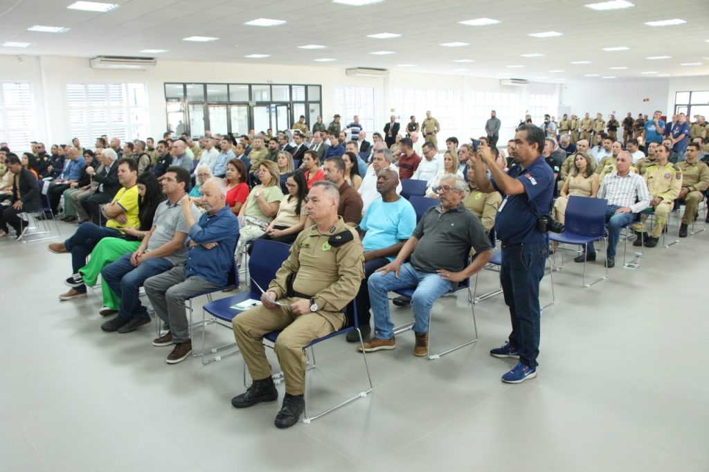 Troca de comando do 9º Batalhão em Paranaguá 13