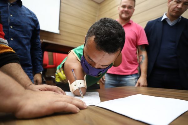 Atualmente o Bolsa Atleta contempla 39 bolsistas. Foto: Prefeitura de Paranaguá