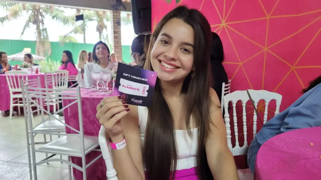 Solidariedade: “Feijoada Rosa” arrecada recursos para entidades que atuam no combate ao câncer de mama