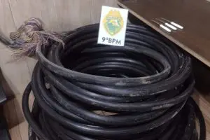 Apreensão de cabos em Praia de Leste