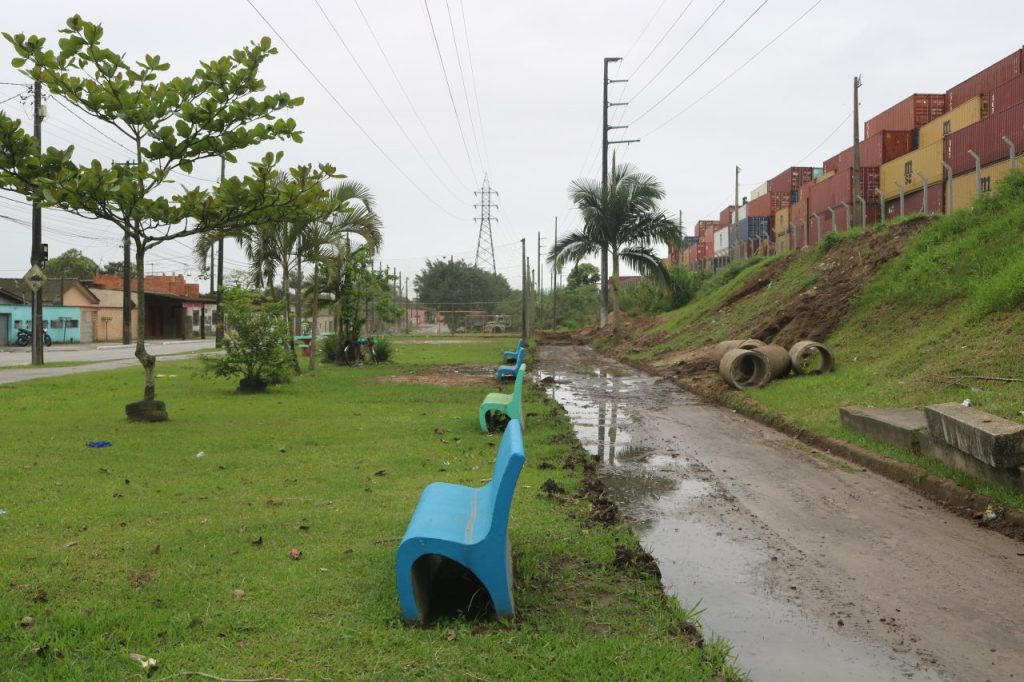 DESLIZAMENTO VILA DO POVO – FOTO MAICKON CHEMURE (18)