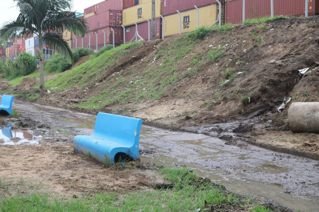 DESLIZAMENTO VILA DO POVO – FOTO MAICKON CHEMURE (2)