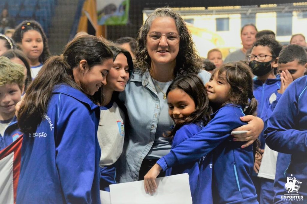 Mesmo assumindo como vereadora, Tenile Xavier disse que continuará exercendo suas obrigações como professora da rede municipal. Foto: Secretaria Municipal de Esportes de Paranaguá