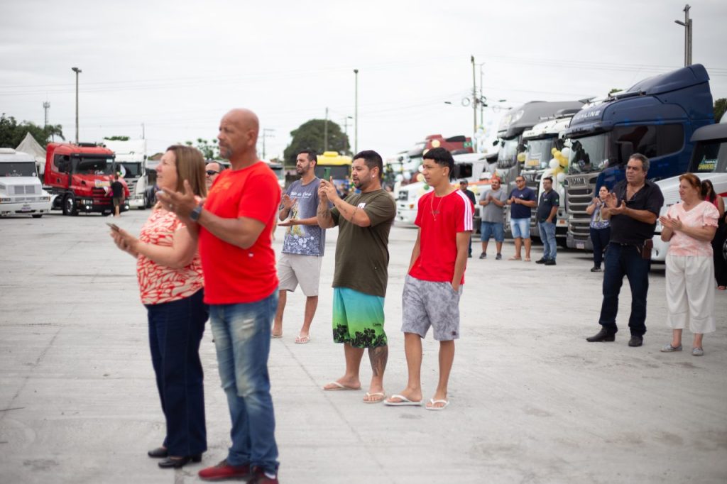 1ª romaria dos caminhoneiros reúne mais – Fotos EDuarda Soriani – JB Litoral (17)