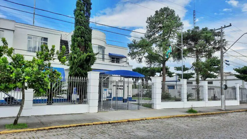 Sede da Capitania dos Portos do Paraná, responsável pelas investigações e fiscalização do tráfego aquaviário na região. Foto: Diogo Monteiro/JB Litoral