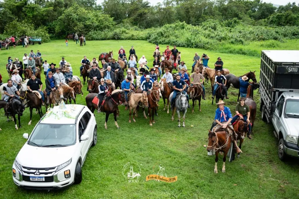Santuário Estadual de Nossa Senhora do Rocio cavalos, cavalgada