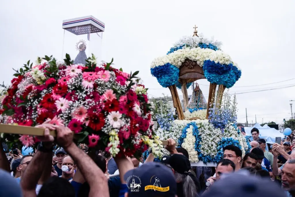 211ª Procissão de Nossa Senhora do Rocio marcou a Festa Estadual, na sexta-feira (15), com a presença de 100 mil devotos. Foto: Divulgação