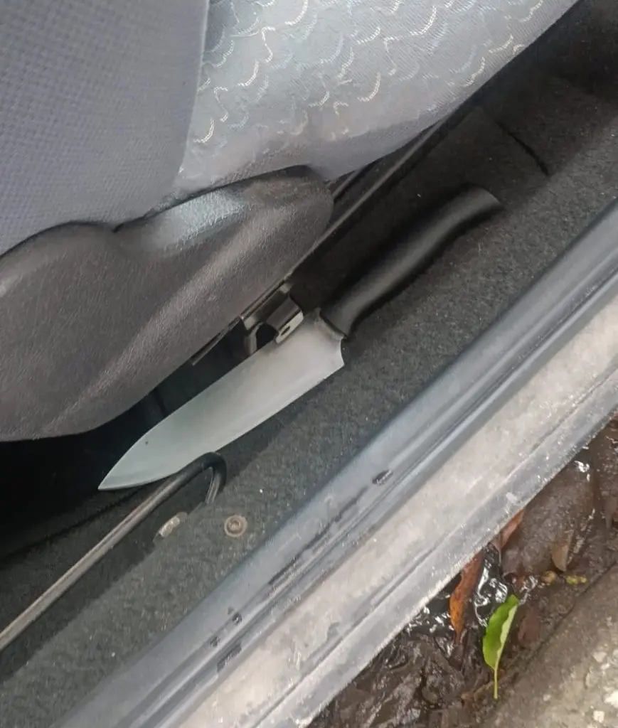 Carro recupera e suspeito preso pela PM em Paranaguá Apreensão de faca
