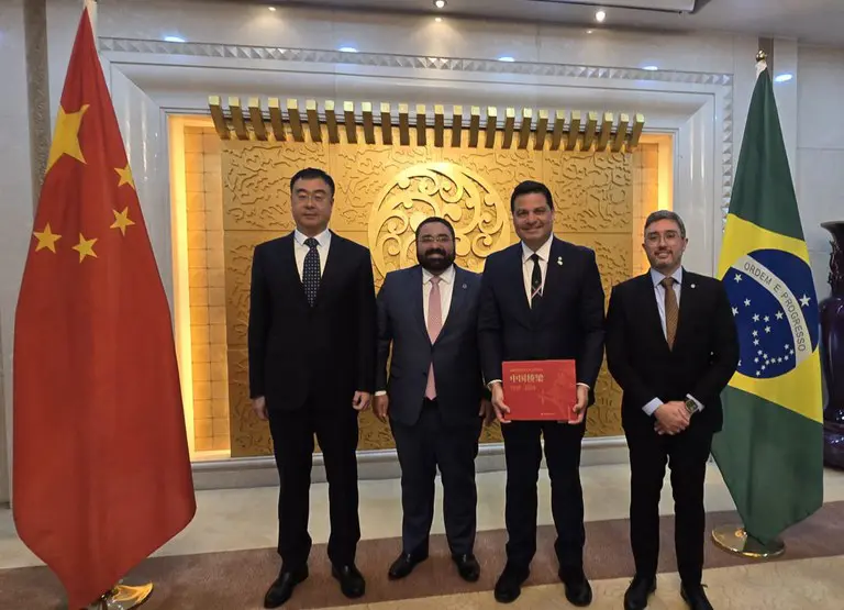Missão com as autoridades paranaenses foi à China, na primeira semana de novembro. Foto: Divulgação