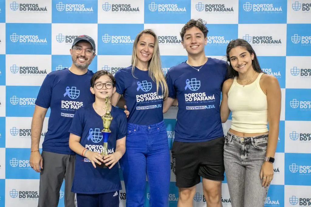 Luiz Fernando Garcia, presidente da Portos do Paraná, acompanhou o torneio ao lado da família e reforçou a importância da prevenção e conscientização do Novembro Azul. Foto: Divulgação