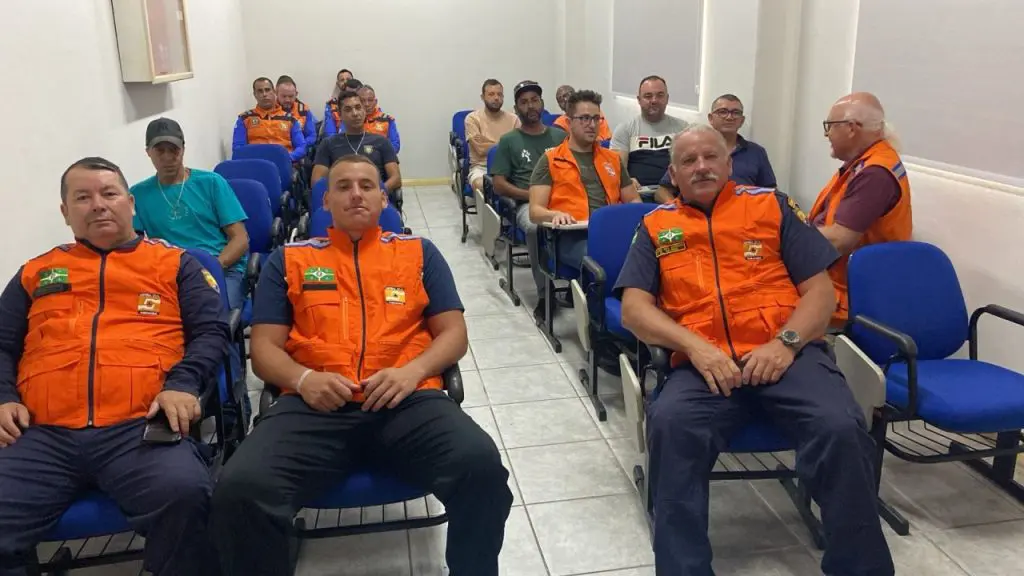 Instrução GCM Combate a Incêndio Florestal 13