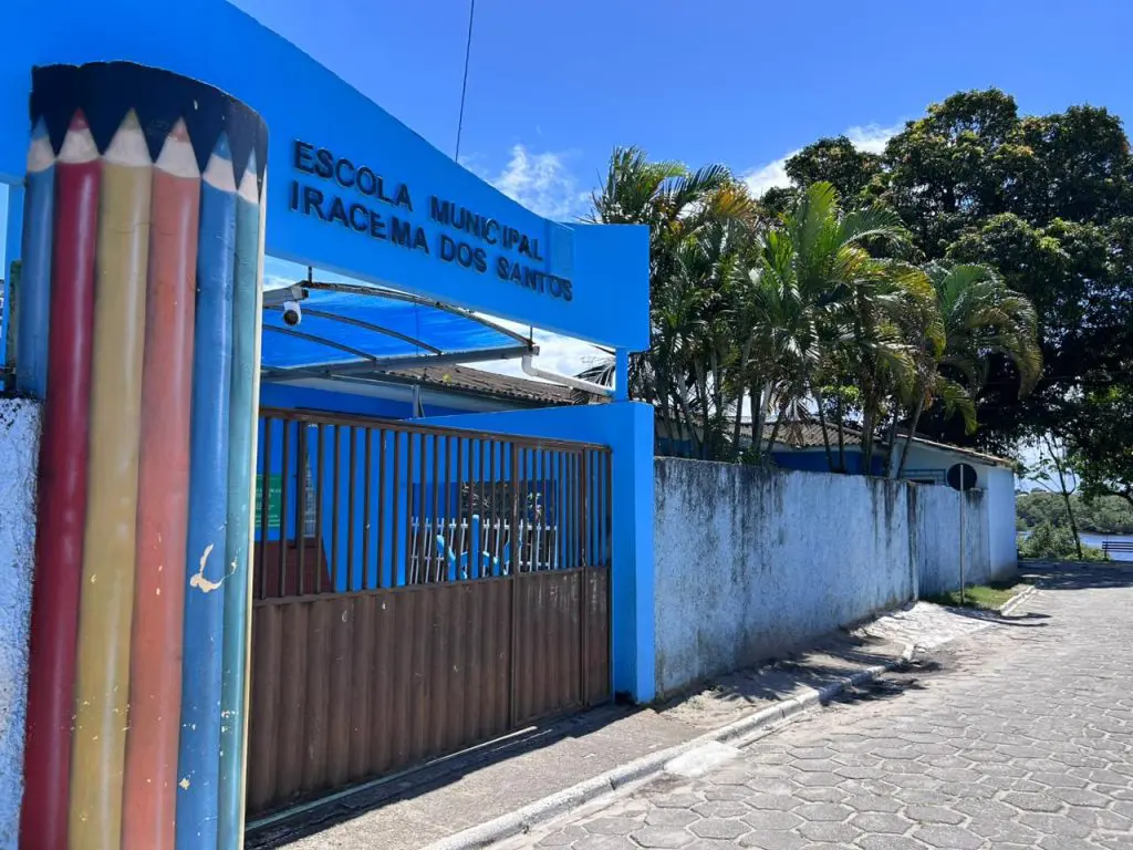 Escola de onde criança autista saiu sem ser vista fica na Ilha dos Valadares. Foto: Google Street View