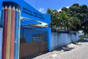 Escola de onde criança autista saiu sem ser vista fica na Ilha dos Valadares. Foto: Google Street View