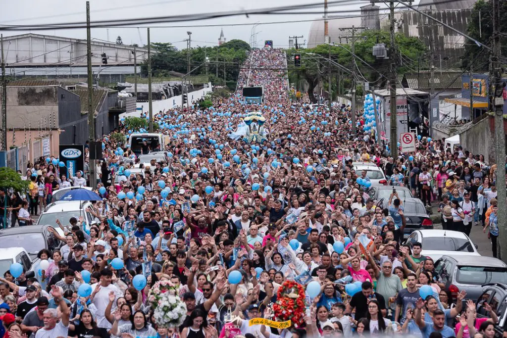 211ª Procissão de Nossa Senhora do Rocio marcou a Festa Estadual, na sexta-feira (15), com a presença de 100 mil devotos. Foto: Divulgação~mv2